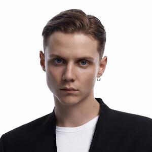 Ваня Дмитриенко